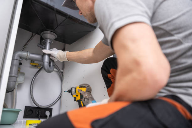 Best Shower Repair Services  in Independence, KS